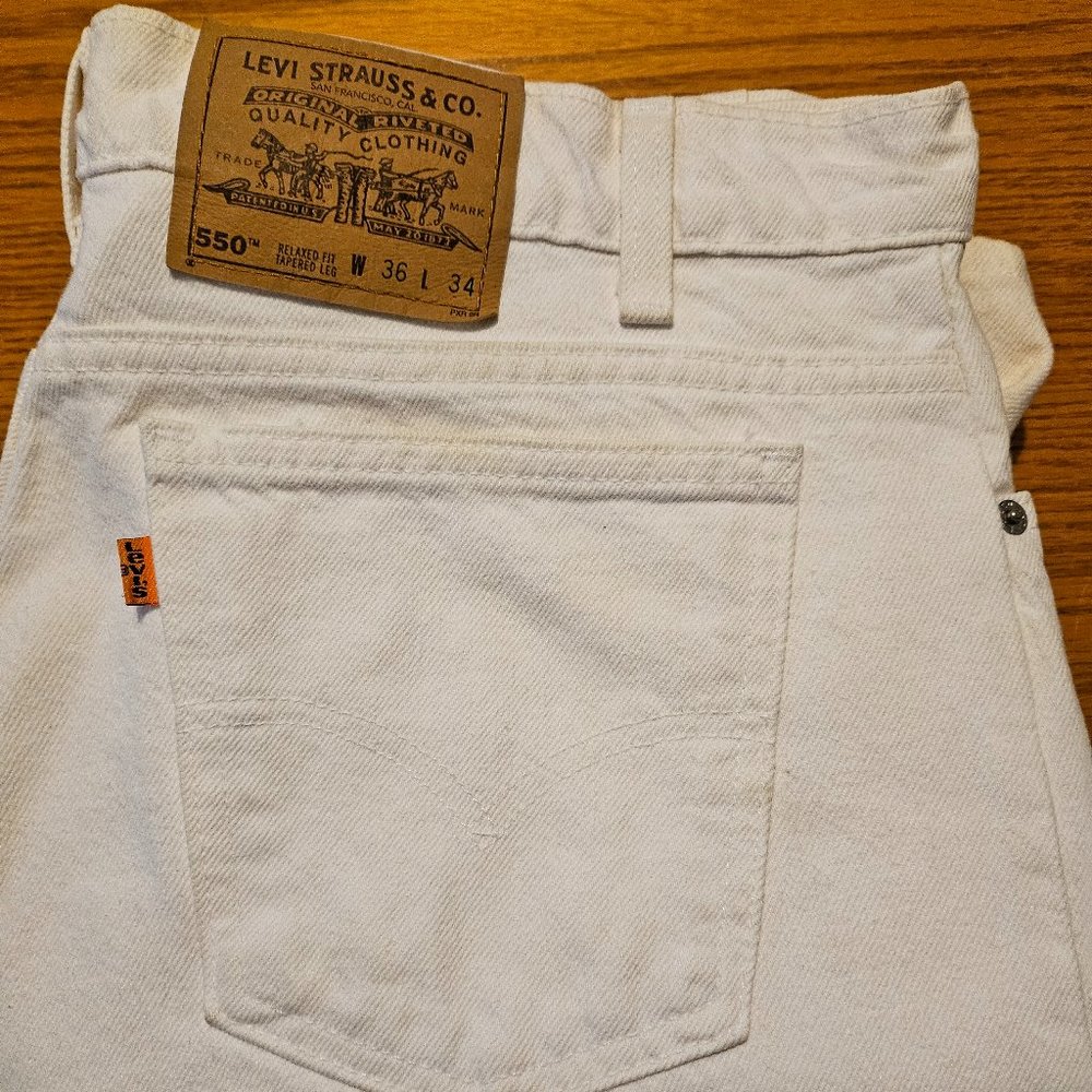 Men's 5 Pocket Levi's 550 Straight Leg Jeans